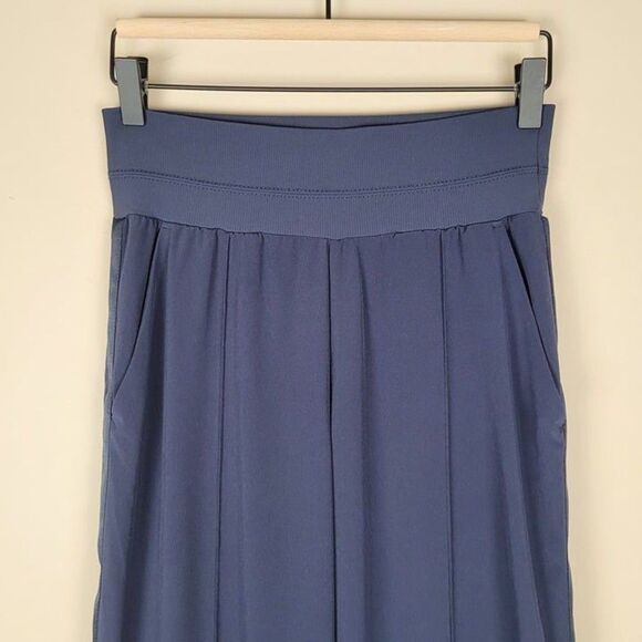 Athleta Size 4 Nolita Wide Leg Pant Pull On Lightweight Stretch Navy Blue - Picture 4 of 12